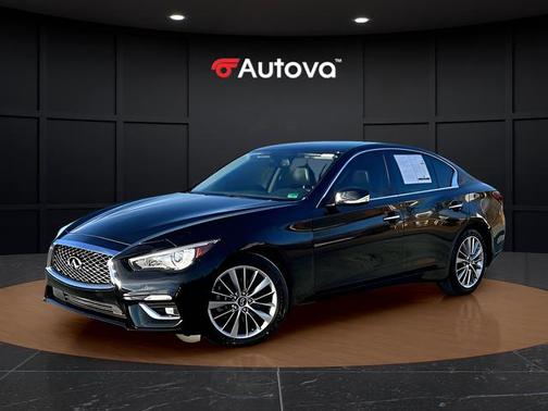 2023 INFINITI Q50 LUXE
