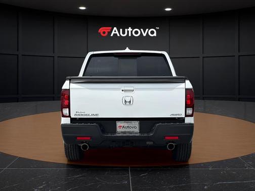 Platinum White Pearl 2023 Honda Ridgeline RTL