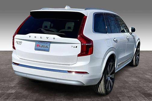 2022 Volvo XC90 T6 Inscription 7 Passenger