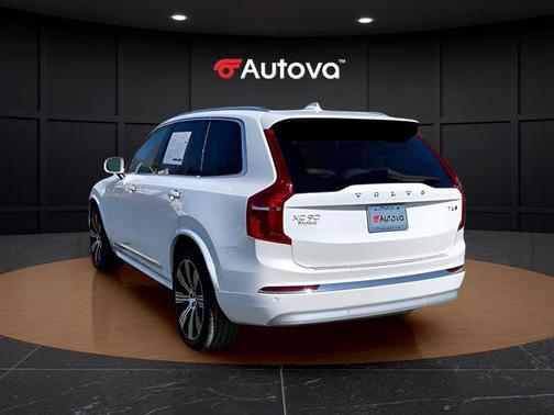 2022 Volvo XC90 T6 Inscription 7 Passenger
