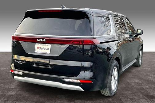 2022 Kia Carnival LXS