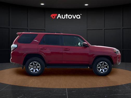 2024 Toyota 4Runner TRD Off Road