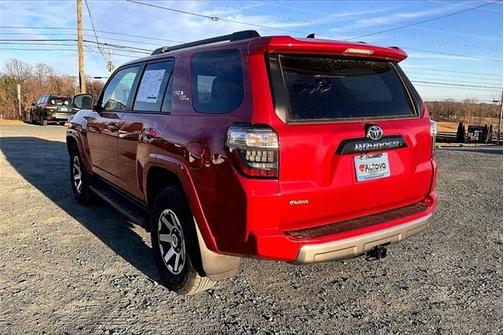 2024 Toyota 4Runner TRD Off Road