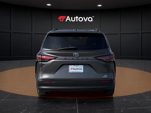 Predawn Gray Mica 2021 Toyota Sienna XLE