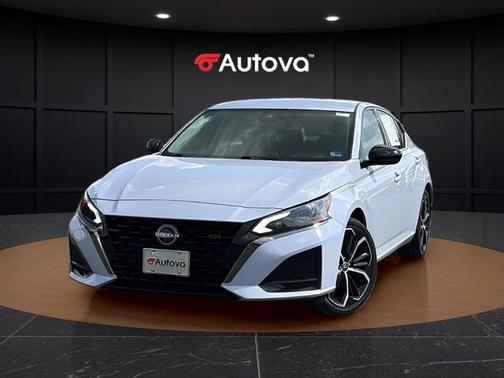 Gray Sky Pearl 2024 Nissan Altima 2.5 SR