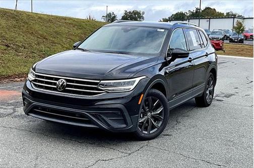2024 Volkswagen Tiguan 2.0T SE