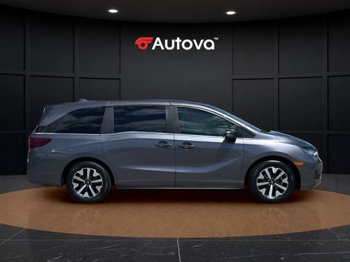 Sonic Gray Pearl 2026 Honda Odyssey EX-L