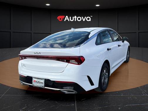 Glacial White Pearl 2024 Kia K5 LXS