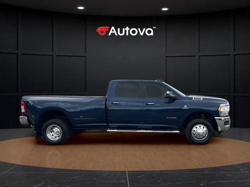 Patriot Blue Pearlcoat 2019 RAM 3500 Big Horn