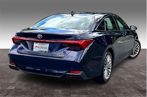 2021 Toyota Avalon Hybrid Limited