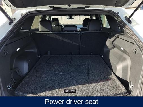 2025 Volkswagen Atlas Cross Sport 2.0T SE