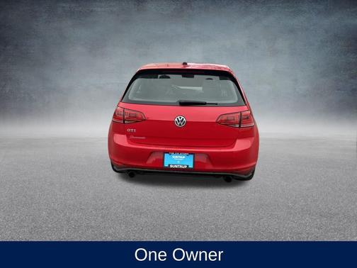 2017 Volkswagen Golf GTI 2.0T S 4-Door