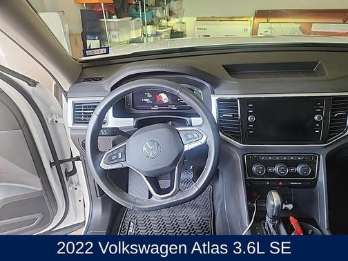 2022 Volkswagen Atlas 3.6L SE w/Technology