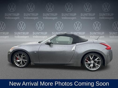 2016 Nissan 370Z Touring Sport