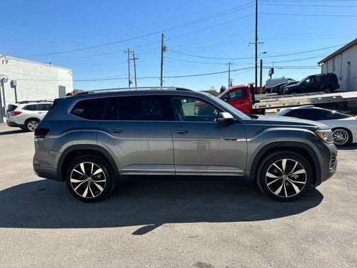 2024 Volkswagen Atlas 2.0T SEL Premium R-Line 4MOTION