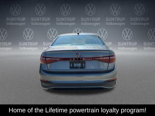 Platinum Gray Metallic 2025 Volkswagen Jetta 1.5T SE