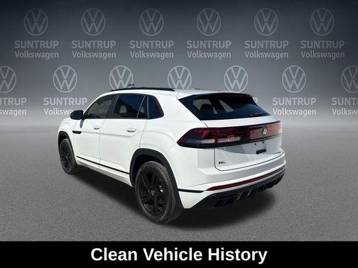 Opal White Pearl 2025 Volkswagen Atlas Cross Sport 2.0T SEL