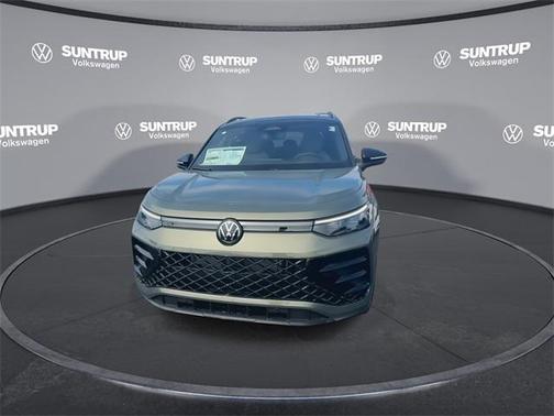2025 Volkswagen Tiguan 2.0T SE R-Line Black 4MOTION
