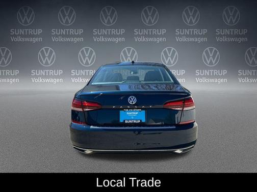 Tourmaline Blue Metallic 2022 Volkswagen Passat 2.0T SE