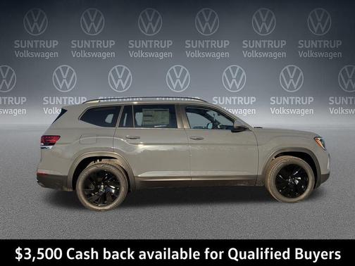 Pure Gray 2026 Volkswagen Atlas 2.0T SE w/Technology 4MOTION