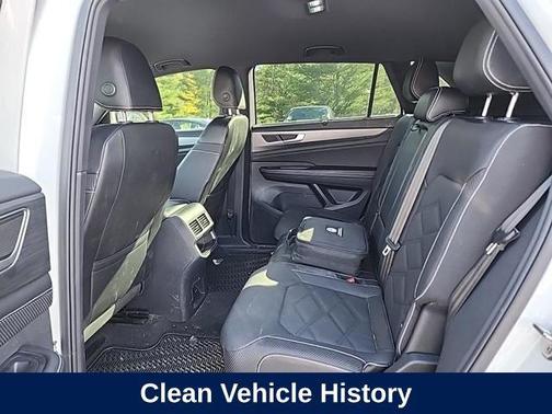 2024 Volkswagen Atlas Cross Sport 2.0T SE w/Technology 4MOTION