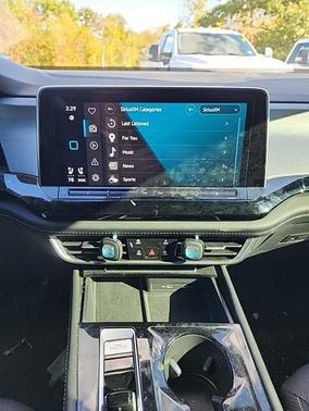 2024 Volkswagen Atlas Cross Sport 2.0T SE w/Technology 4MOTION