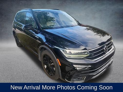 2022 Volkswagen Tiguan 2.0T SE R-Line Black