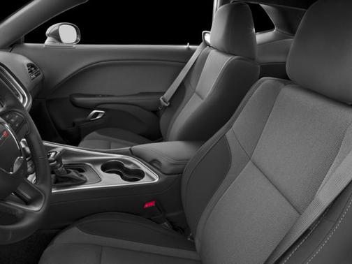 2017 Dodge Challenger SXT