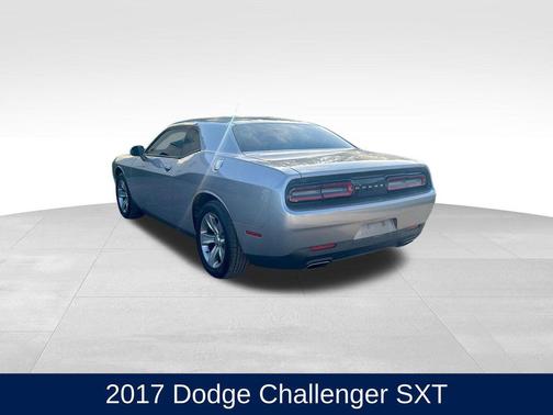 2017 Dodge Challenger SXT