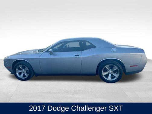 2017 Dodge Challenger SXT