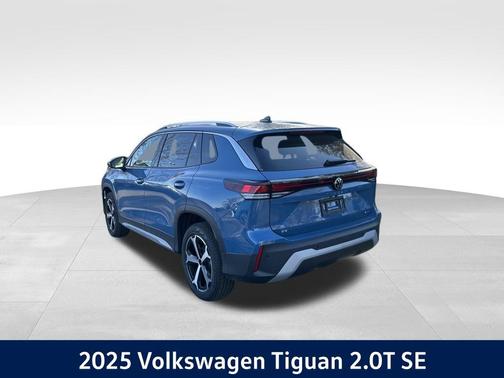 2025 Volkswagen Tiguan 2.0T SE 4MOTION