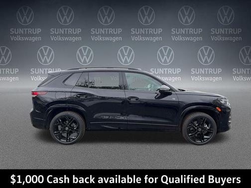 deep black pearl 2026 Volkswagen Tiguan 2.0T SE R-Line Black 4MOTION