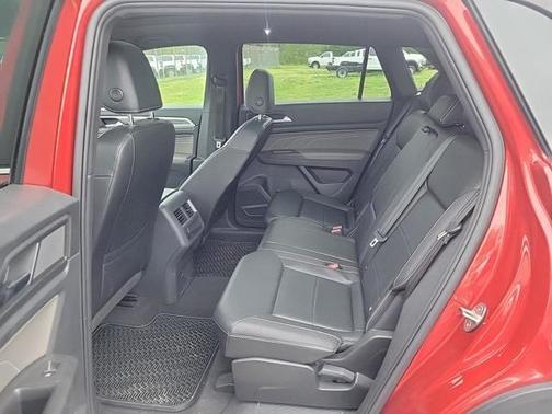 2023 Volkswagen Atlas Cross Sport 3.6L V6 SE w/Technology