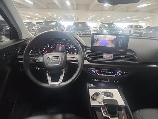 2023 Audi Q5 40 Premium