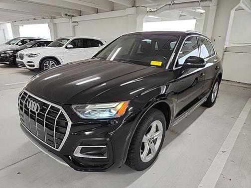 2023 Audi Q5 40 Premium