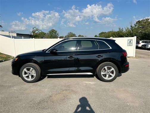 2023 Audi Q5 40 Premium