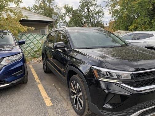 2022 Volkswagen Taos 1.5T SE