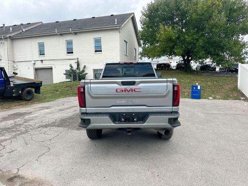 2025 GMC Sierra 3500 Denali