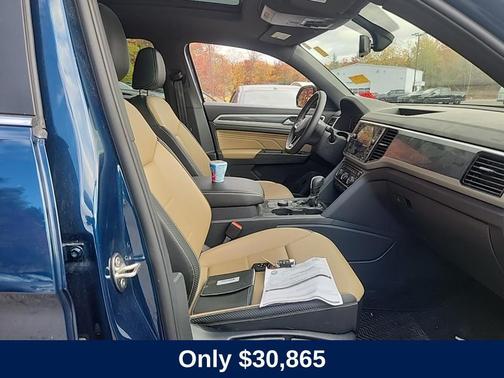 2023 Volkswagen Atlas Cross Sport 3.6L V6 SE w/Technology