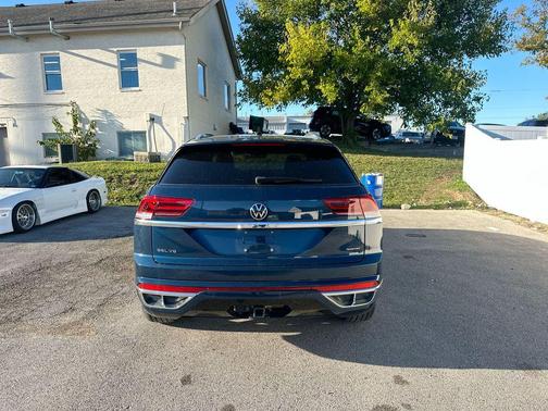 2023 Volkswagen Atlas Cross Sport 3.6L V6 SEL Premium R-Line