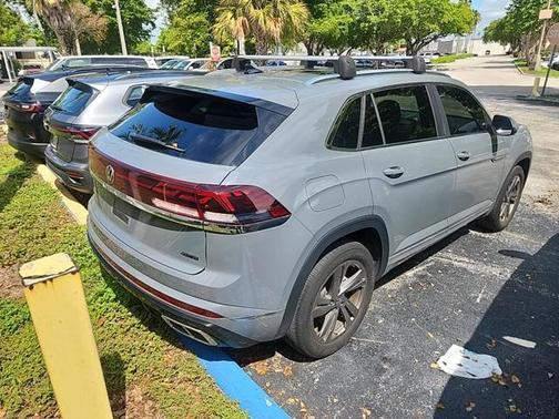 2024 Volkswagen Atlas Cross Sport 2.0T SEL