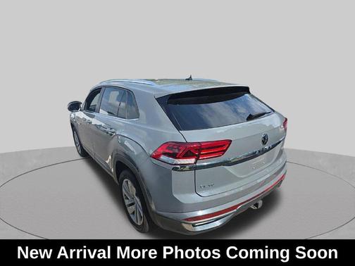 Pure Gray 2023 Volkswagen Atlas Cross Sport 3.6L V6 SE w/Technology