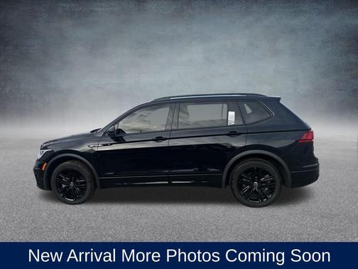 2022 Volkswagen Tiguan 2.0T SE R-Line Black 4MOTION
