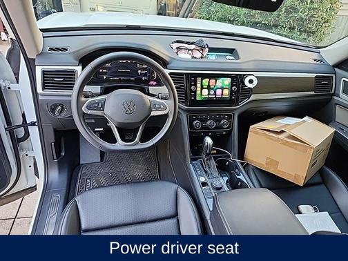 2023 Volkswagen Atlas 3.6L SE w/Technology
