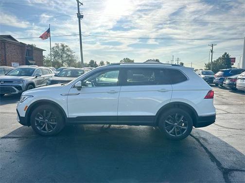 2023 Volkswagen Tiguan 2.0T SE