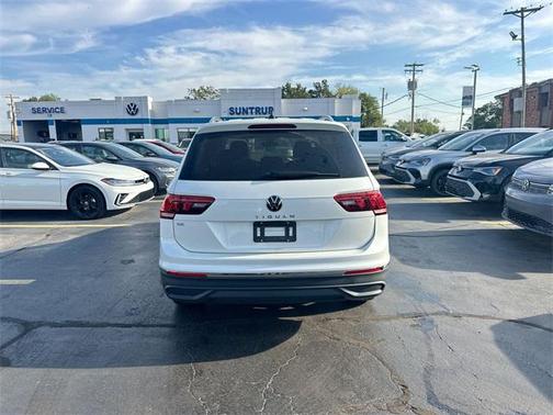 2023 Volkswagen Tiguan 2.0T SE