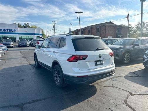 2023 Volkswagen Tiguan 2.0T SE