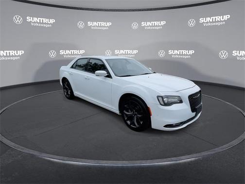 2023 Chrysler 300 S