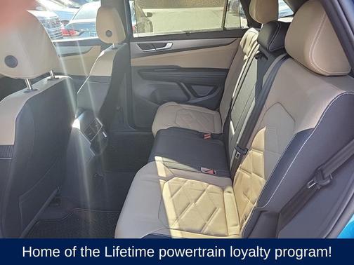 2025 Volkswagen Atlas Cross Sport 2.0T SE w/Technology 4MOTION