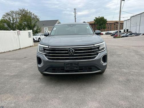 2025 Volkswagen Atlas 2.0T SE w/Technology 4MOTION